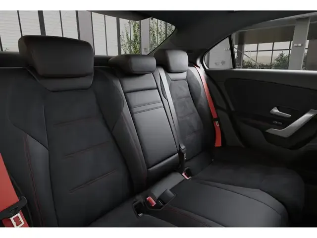 Mercedes-Benz A 35 AMG