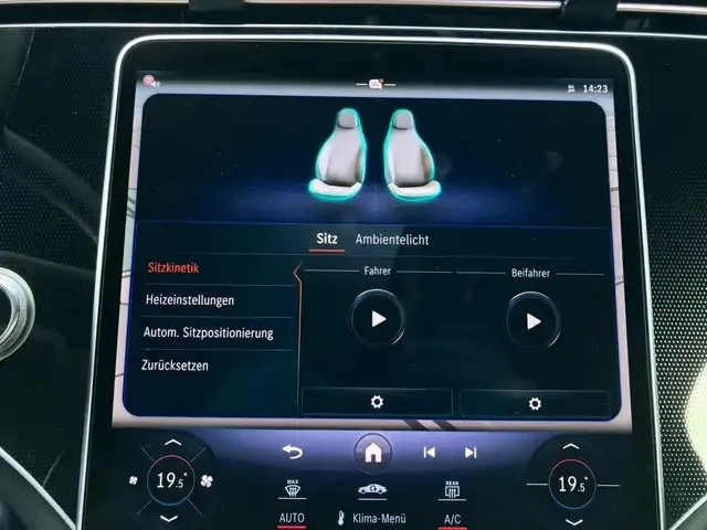 Mercedes-Benz EQE SUV