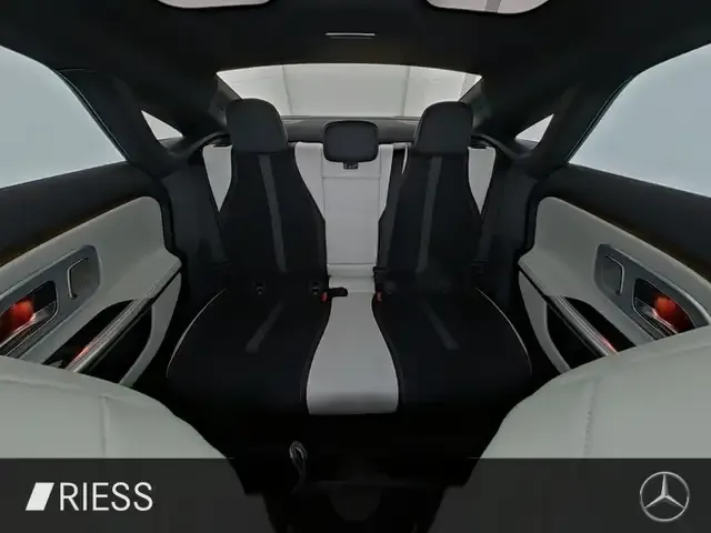 Mercedes-Benz CLA 350