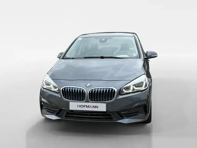 BMW 225