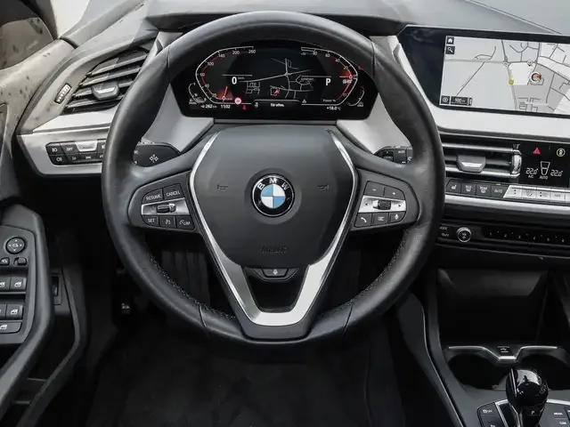 BMW 120