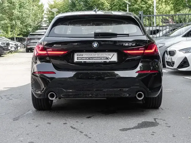 BMW 120
