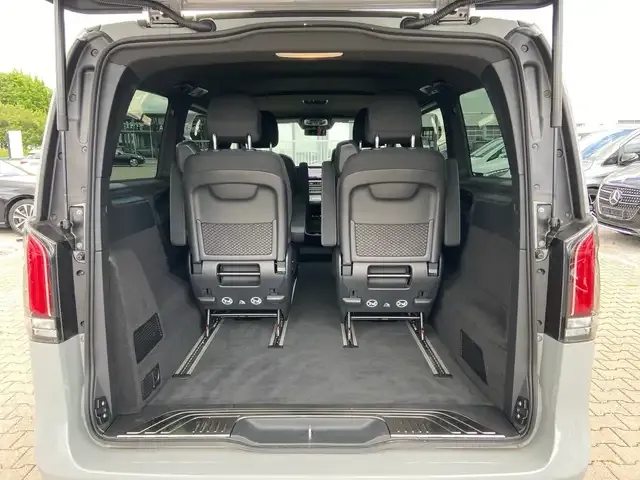 Mercedes-Benz V 250
