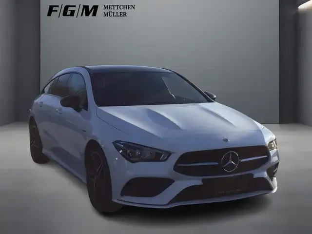 Mercedes-Benz CLA 180