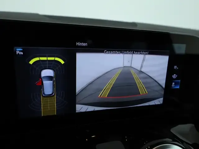 Mercedes-Benz EQA 250