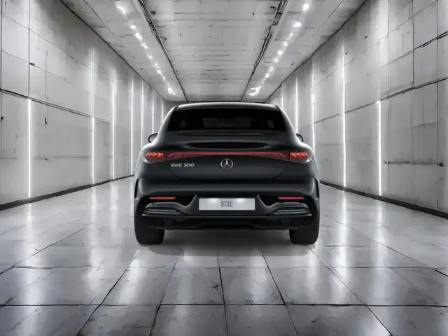 Mercedes-Benz EQE 300