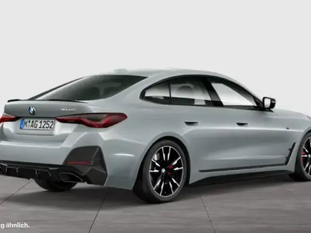 BMW 440