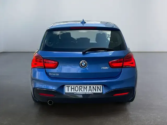 BMW 118