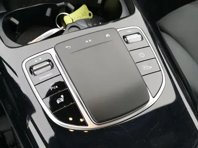 Mercedes-Benz EQC 400