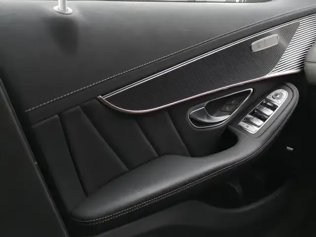 Mercedes-Benz EQC 400