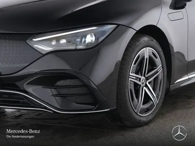 Mercedes-Benz EQE 500