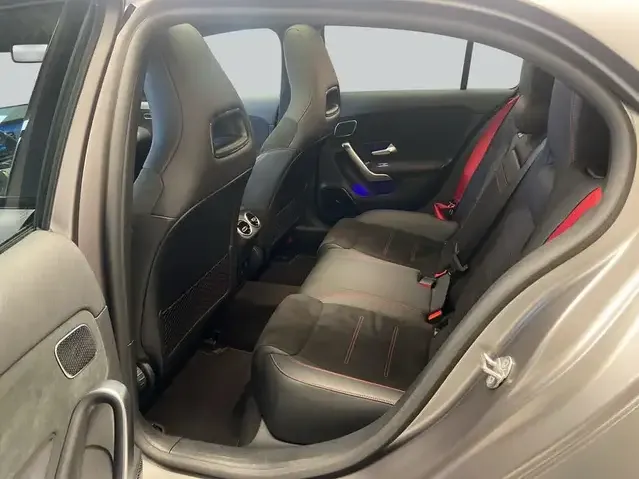 Mercedes-Benz A 45 AMG