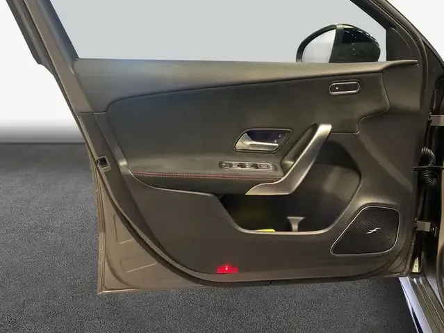 Mercedes-Benz A 45 AMG