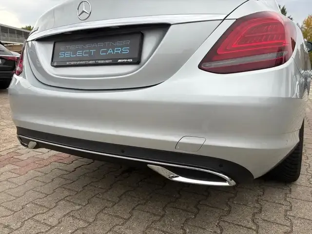 Mercedes-Benz C 200