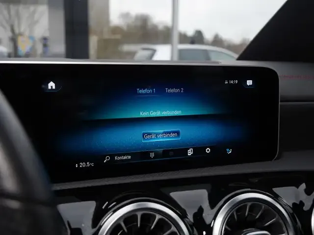 Mercedes-Benz CLA 180