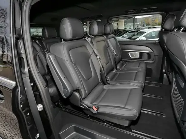 Mercedes-Benz V 250