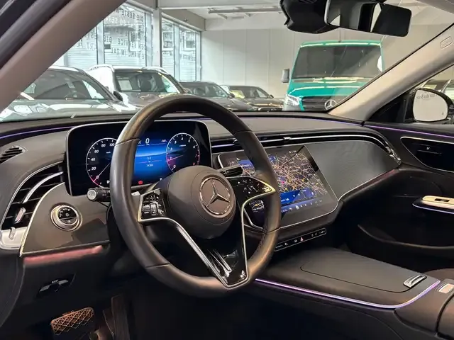 Mercedes-Benz E 200