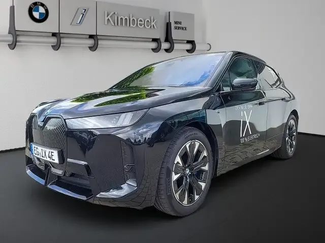 BMW iX