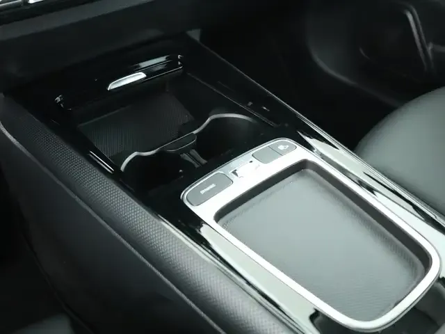 Mercedes-Benz GLB 180