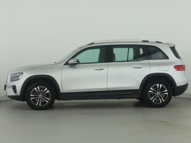 Mercedes-Benz GLB 180