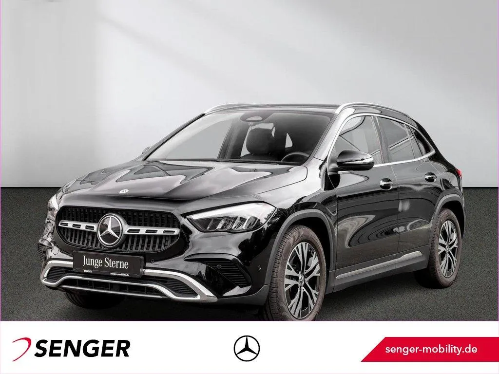 Mercedes-Benz GLA 200