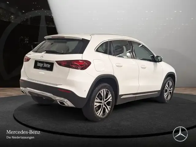 Mercedes-Benz GLA 250