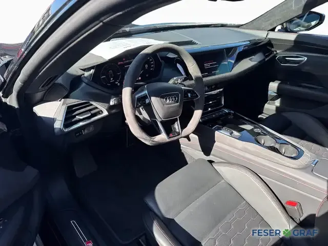 Audi RS e-tron GT
