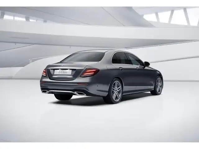Mercedes-Benz E 300