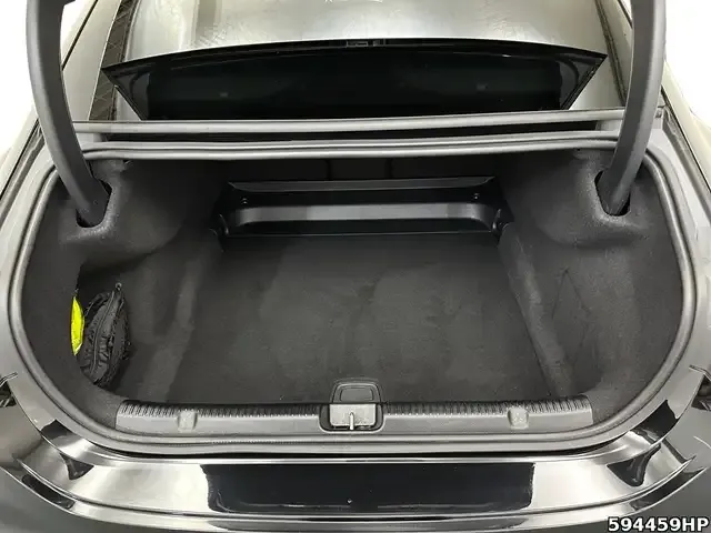 Mercedes-Benz EQE 350