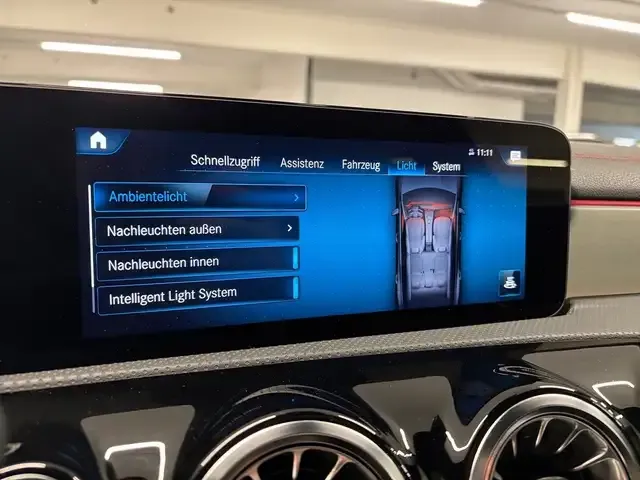 Mercedes-Benz CLA 200