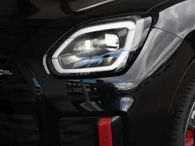 MINI John Cooper Works Countryman