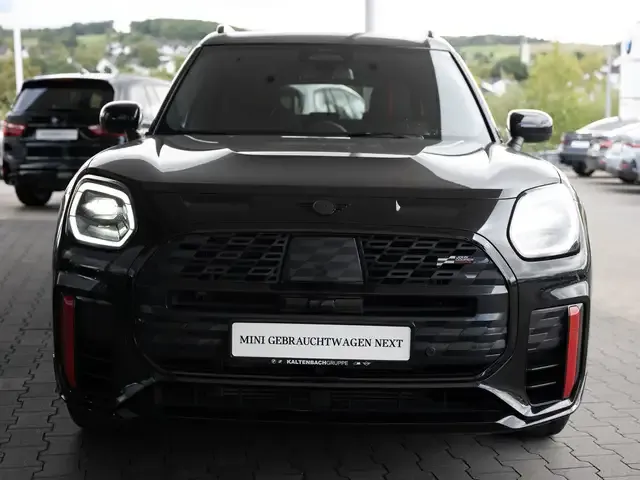 MINI John Cooper Works Countryman