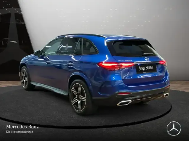 Mercedes-Benz GLC 220