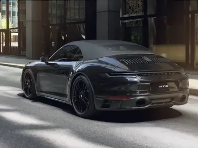Porsche 992