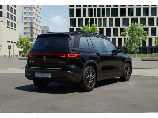 Mercedes-Benz EQB 300