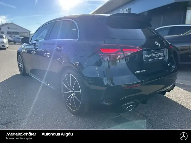 Mercedes-Benz A 35 AMG