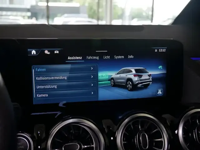 Mercedes-Benz GLA 250