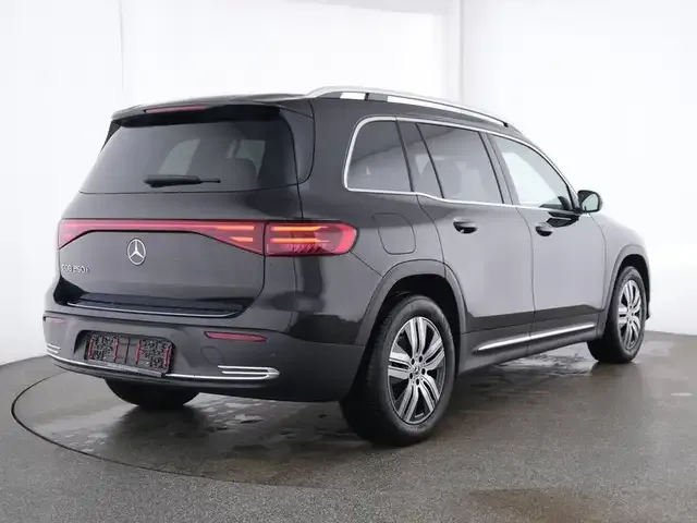 Mercedes-Benz EQB 250