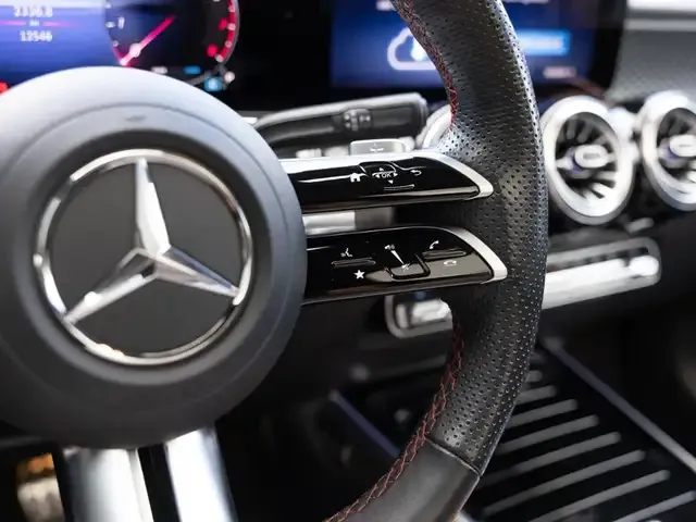 Mercedes-Benz GLB 250