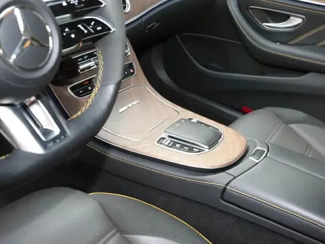 Mercedes-Benz E 63 AMG