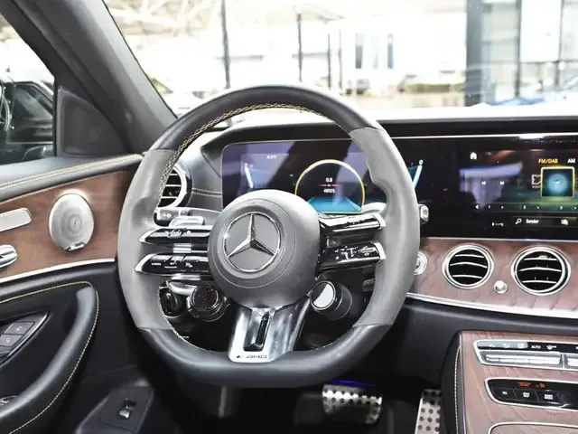 Mercedes-Benz E 63 AMG