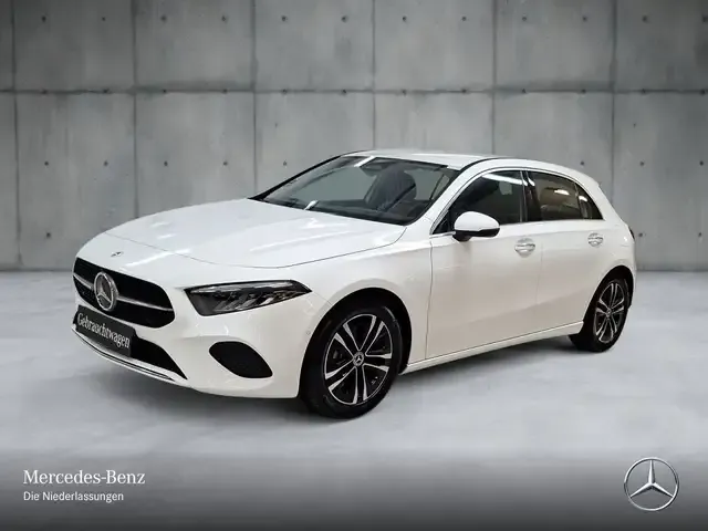 Mercedes-Benz A 220