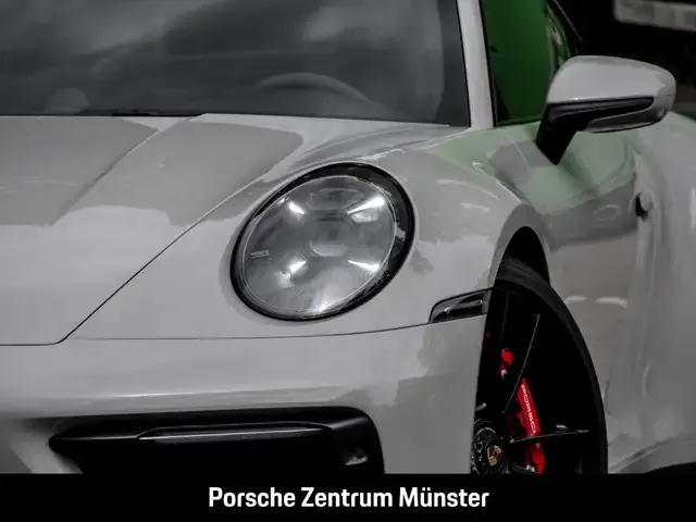 Porsche 992