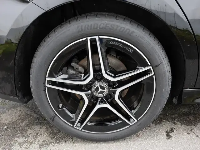 Mercedes-Benz CLA 220