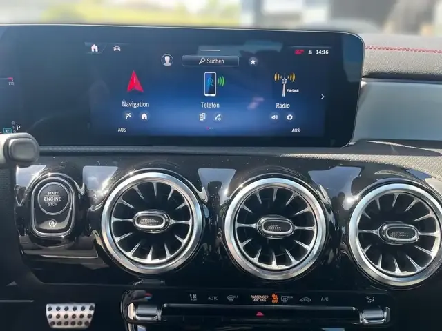 Mercedes-Benz CLA 220