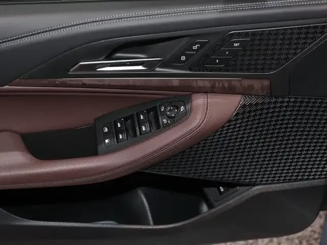 BMW 225