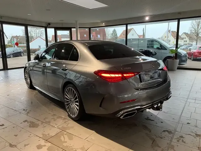 Mercedes-Benz C 200