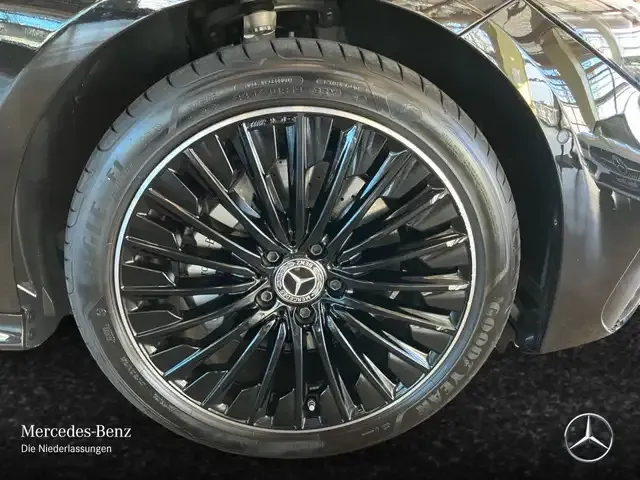 Mercedes-Benz CLE 300