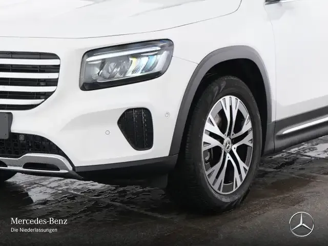 Mercedes-Benz GLB 180