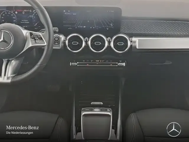 Mercedes-Benz GLB 180